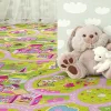 Sweet Town padlószőnyeg 26 zöld/rózsaszín 4 m