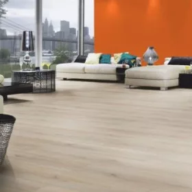 Kronostep laminált padló K653 Ecru Cantal tölgy 7 mm